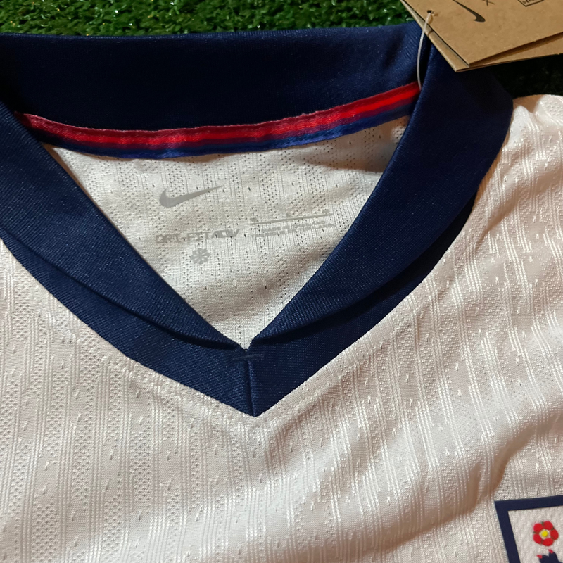 England Jersey home player Bellingham 10