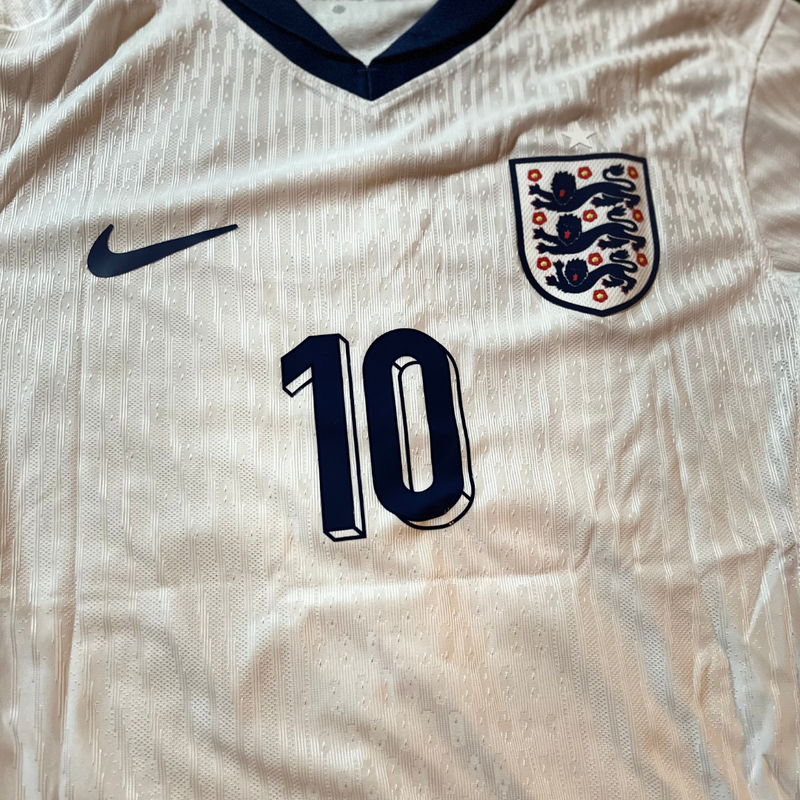 England Jersey home player Bellingham 10