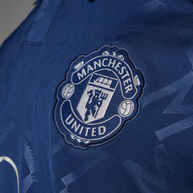 Manchester United Jersey away